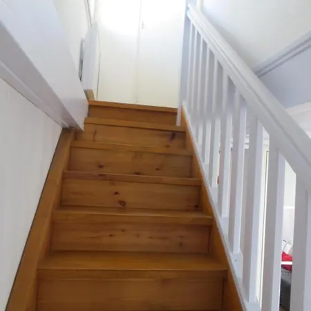 Biak Bat 아파트 씨부르