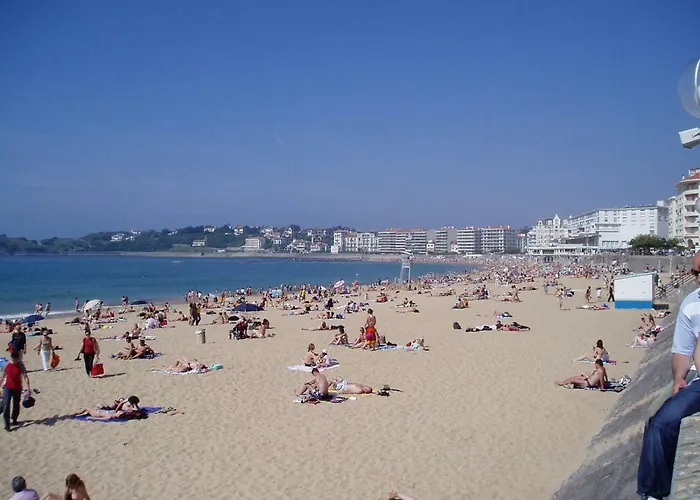 شقة Biak Bat سيبور